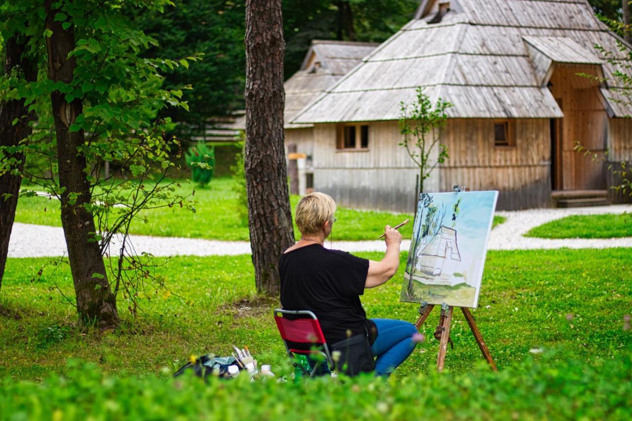 Slovenia Eco Resort Stahovica 外观 照片